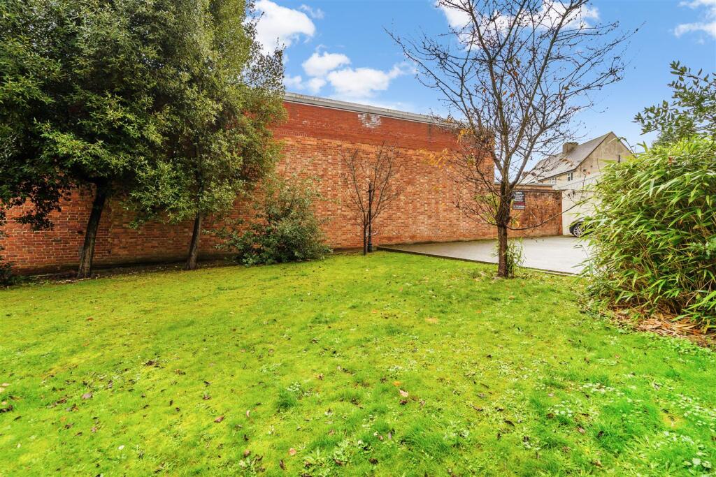 THE DRIFT BRIDGE, FLAT 3 (20of44)-42.jpg