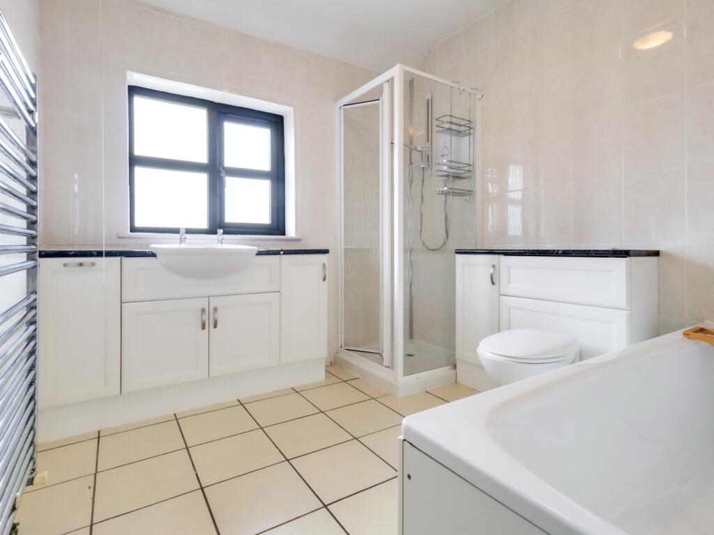 Bathroom-12