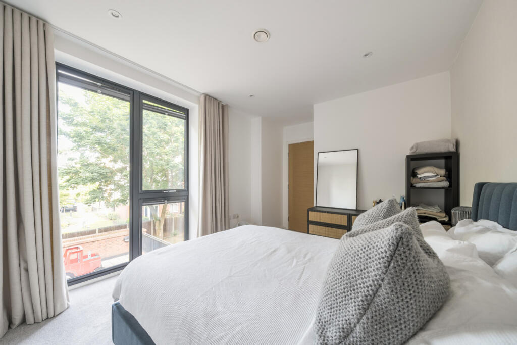 1302073-10-68432e...