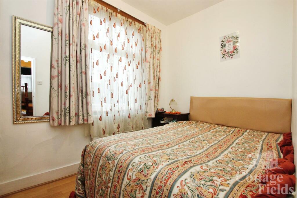 bed 203.JPG