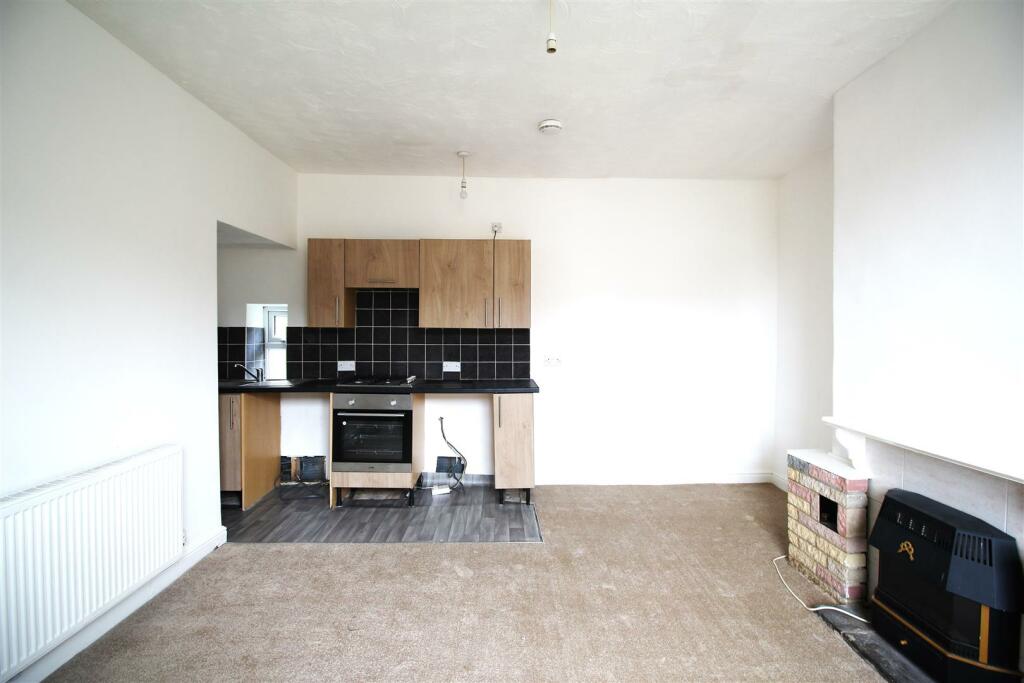 Kitchen/Living Room