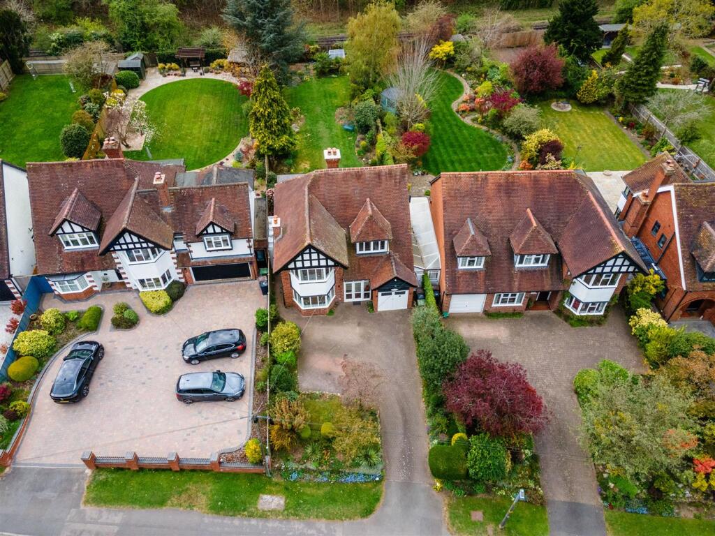 82 Widney Manor Road_2.jpg