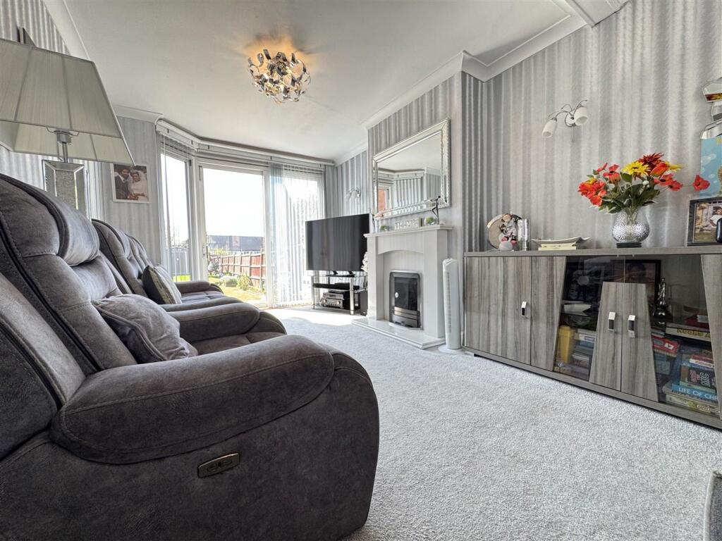 IMG_0401 (Large).JPG