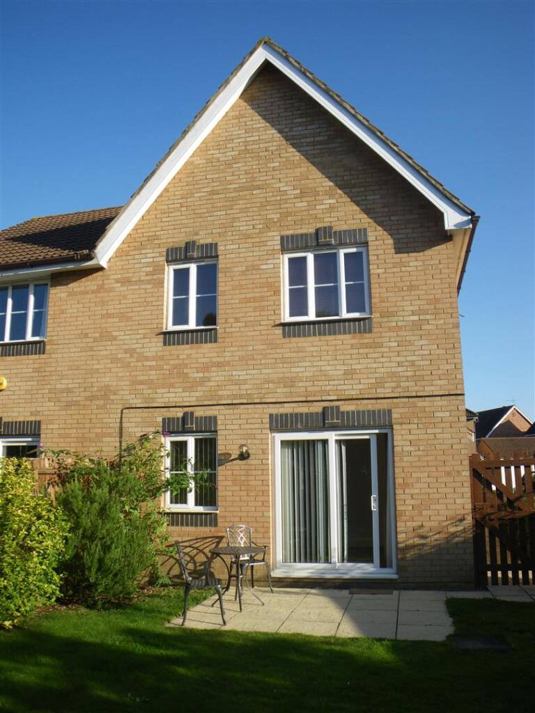 BackgardenWholeHouse.JPG
