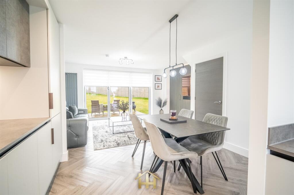 5 NEWALL TERR 080225 EDIT (28 of 54).jpg