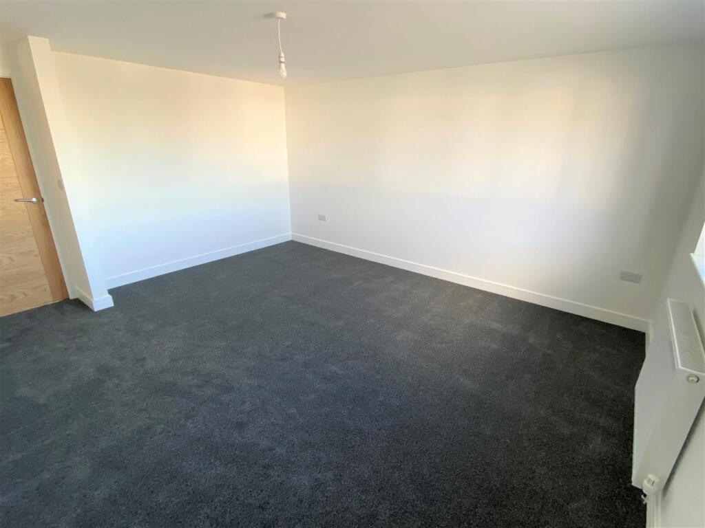 3 Harriet House Bedroom 2