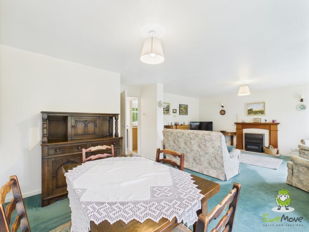 EweMove Estate Agents Basingstoke - Coniston Road 
