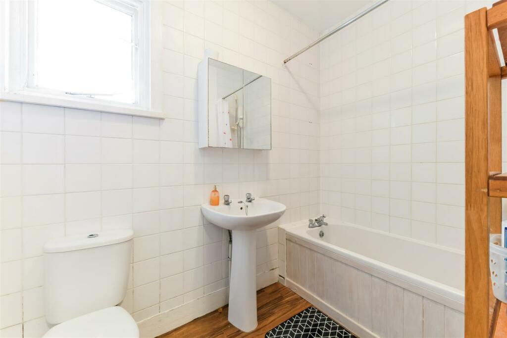 HIGH STREET WOMENS WC AND BATHROOM-1.jpg