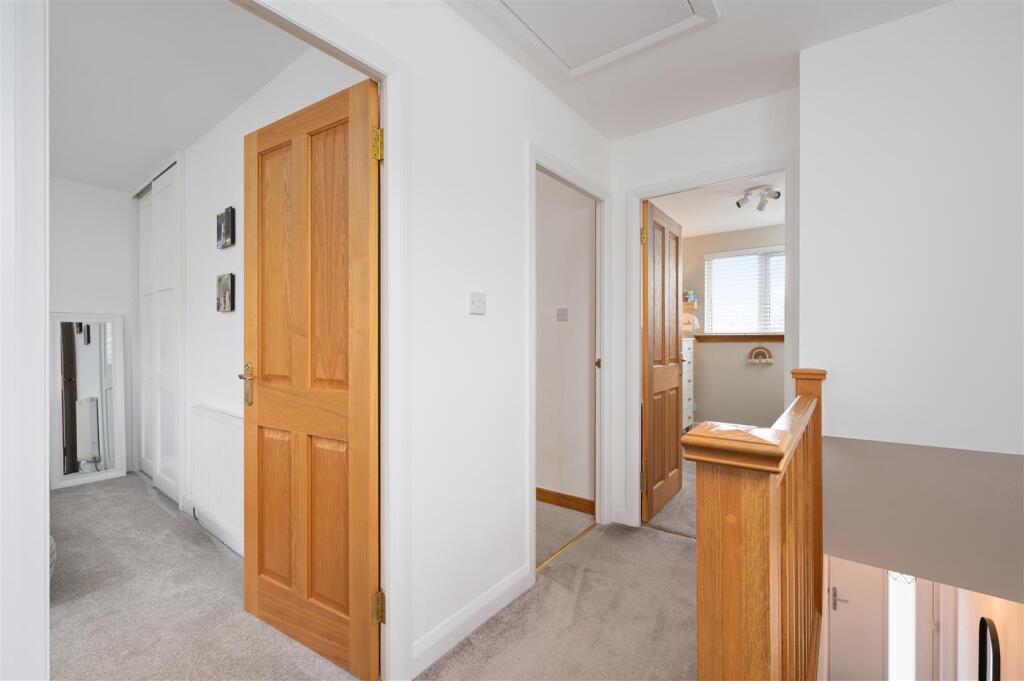 38WatsonPlace017.JPG