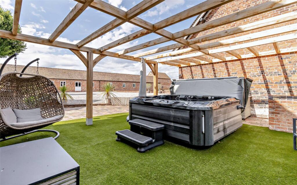 Outdoor Area