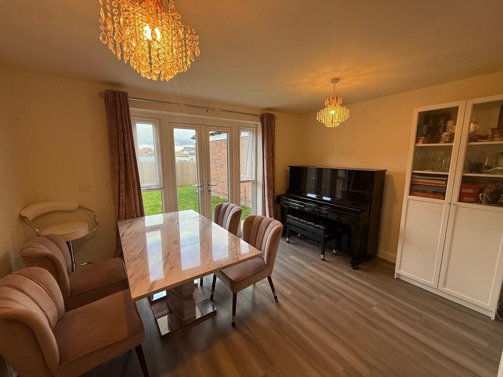 Dining Area 1