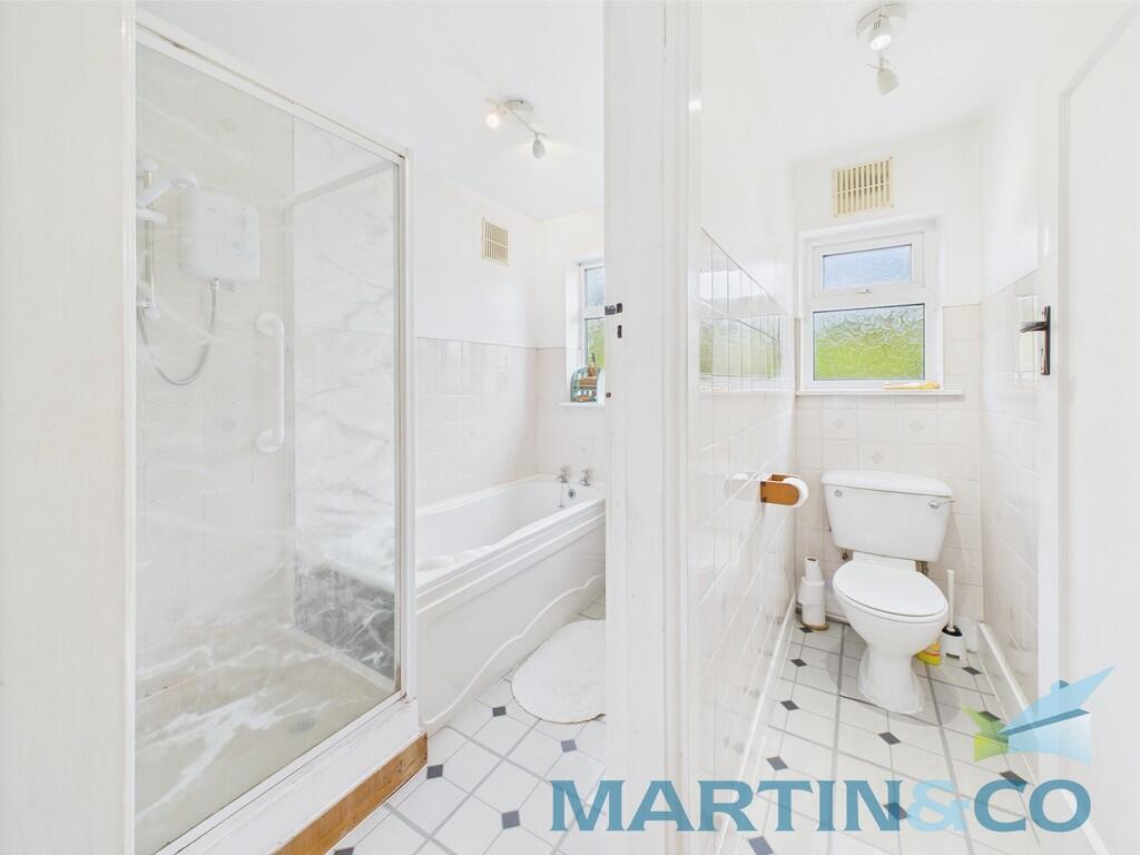 CAM01870G0-PR0163...