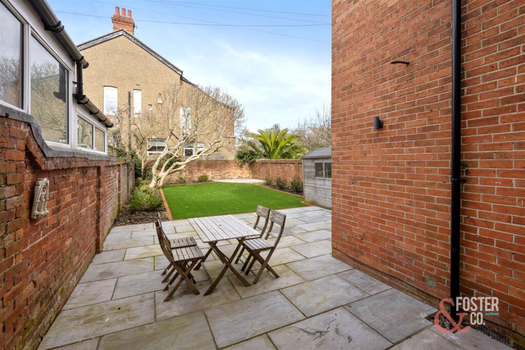 Lawrence Road, 19, Garden Flat-023.jpg