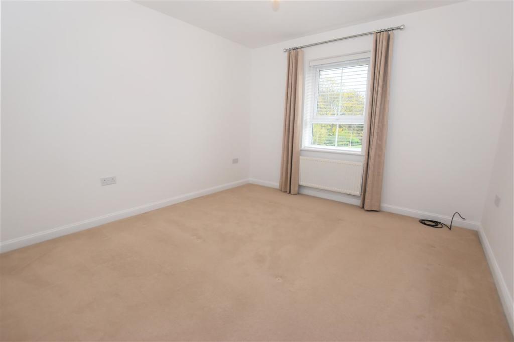 Bedroom One.jpg