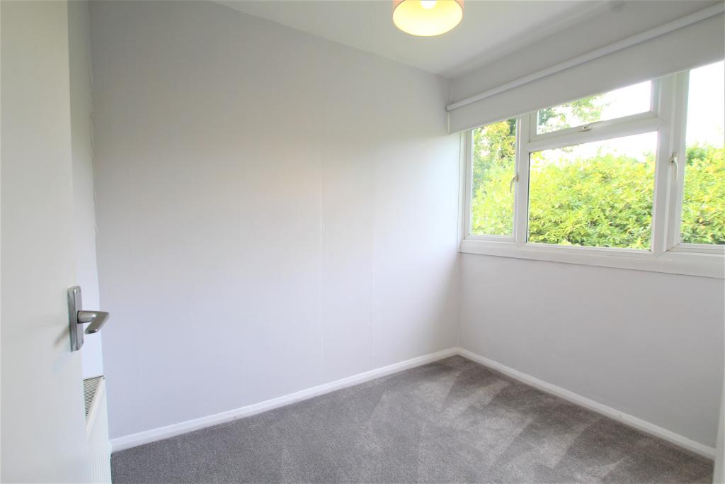 6 BEDROOM 2.jpg