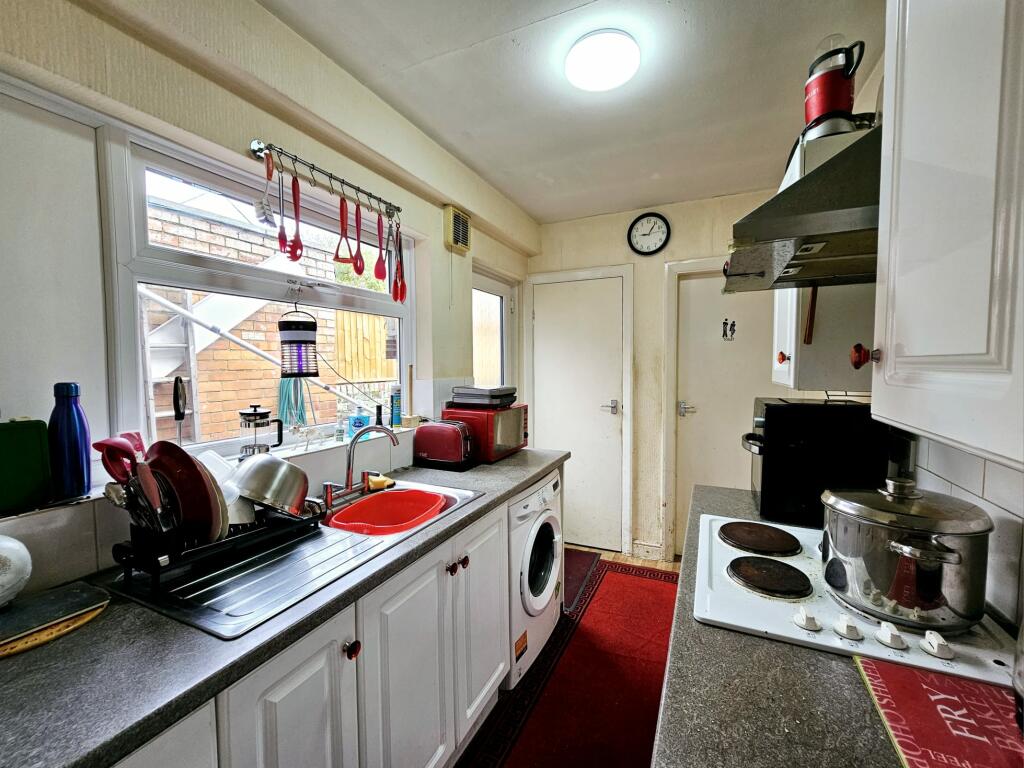 04a6edbc-1dd6-45a2-95da-1be69b1045a4