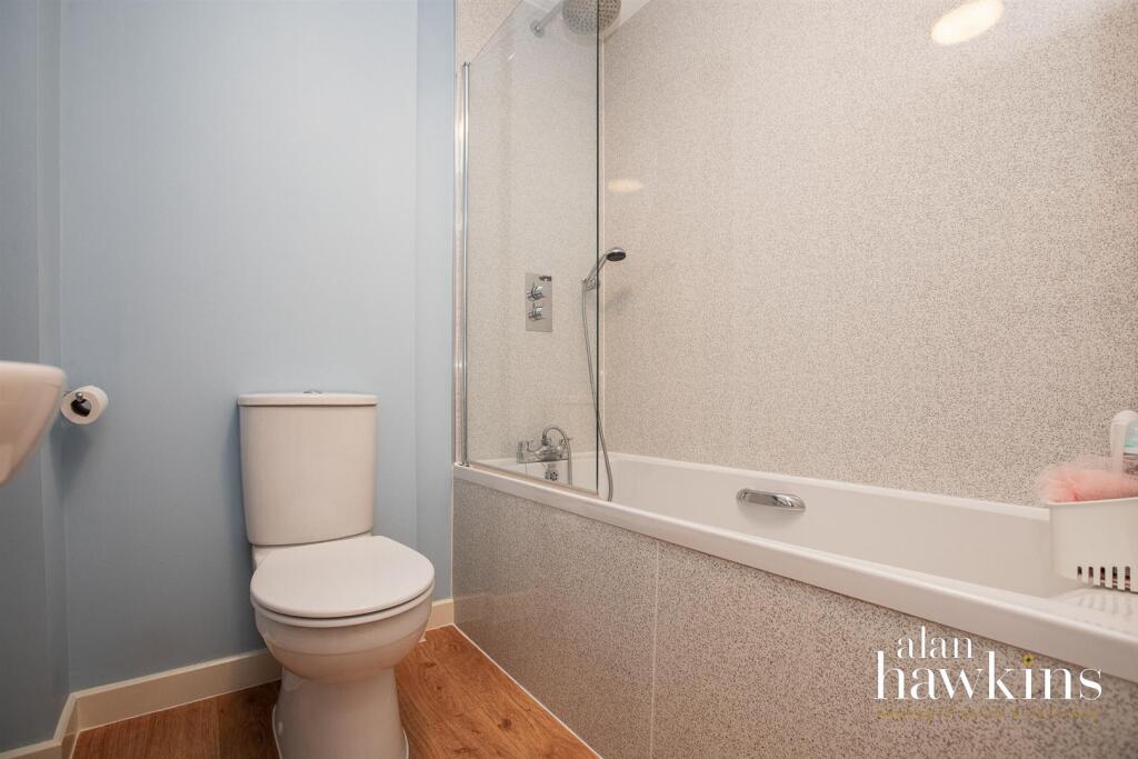 Fam Bathroom