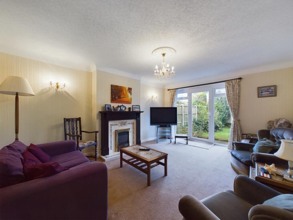 CAM02386G0-PR0095-STILL001