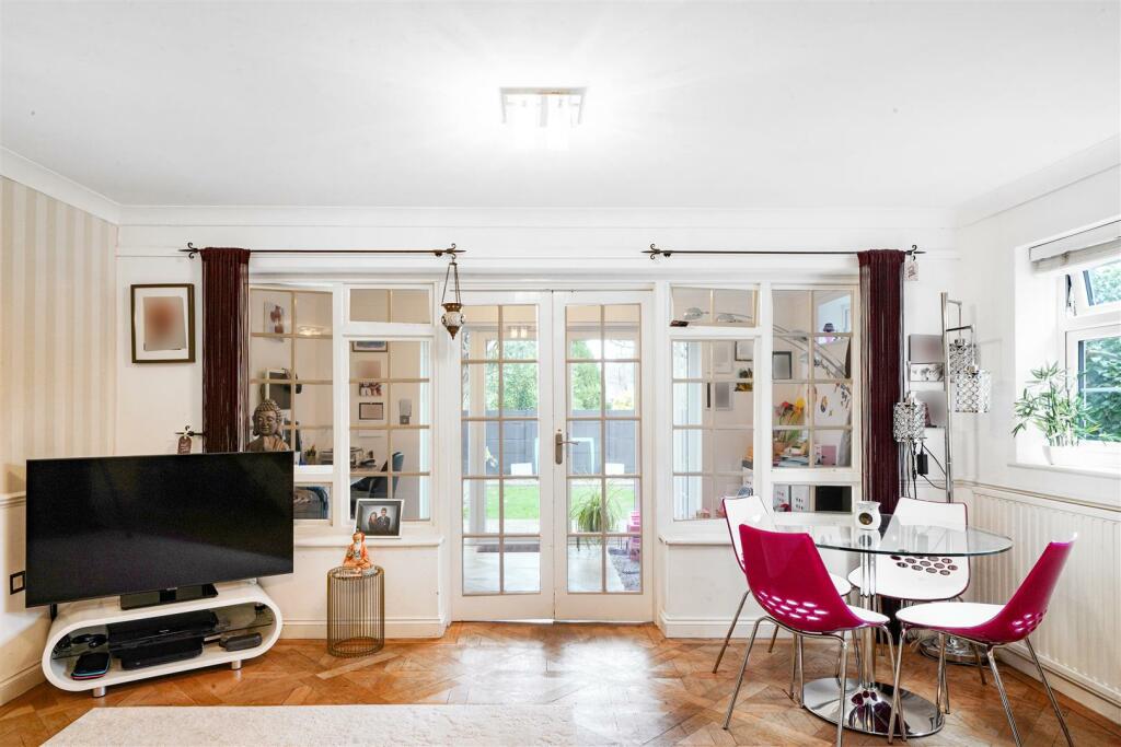 30 Marloes Close - F3WURLWtvADkLm4mfVWO.jpg