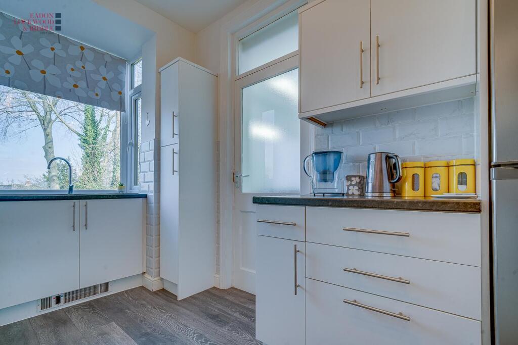 Kitchen 1.3.jpg