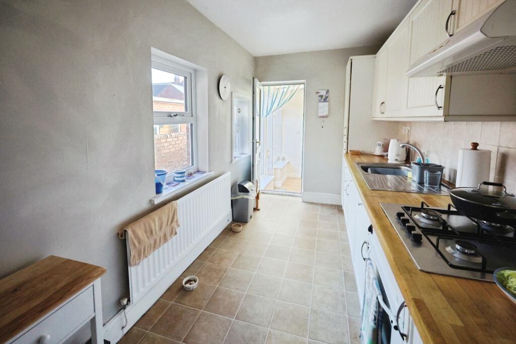 pbox-kitchen-338732.JPG