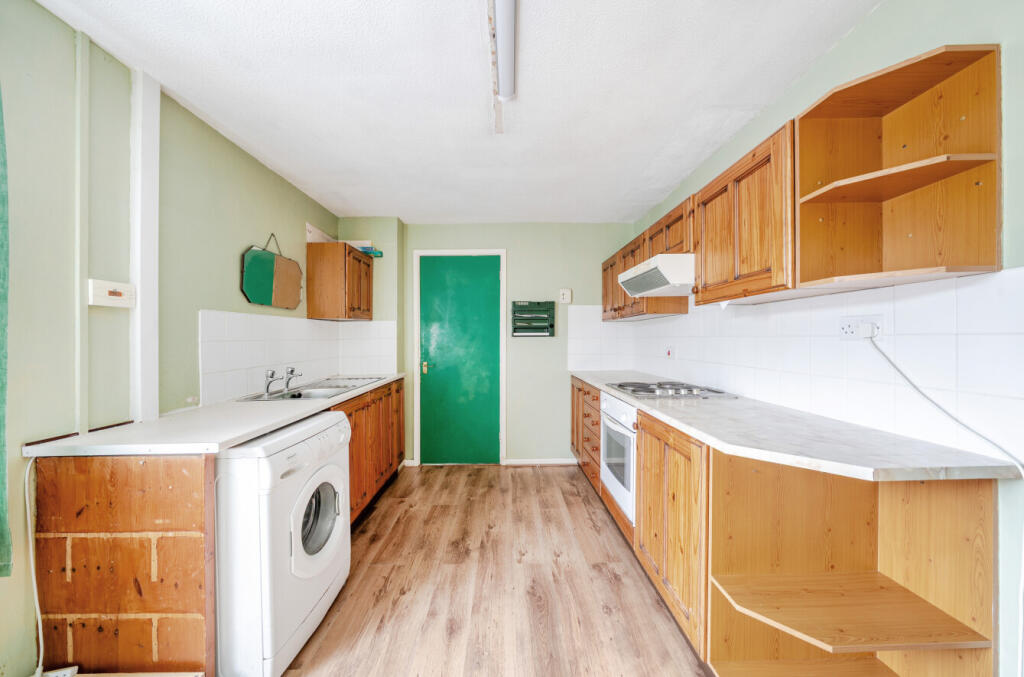 1364718-2-68ee450...