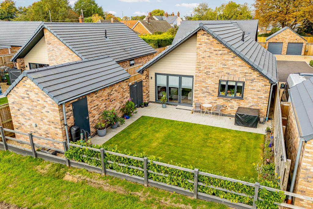 6 Burgess Court (Donnington)-2.jpg