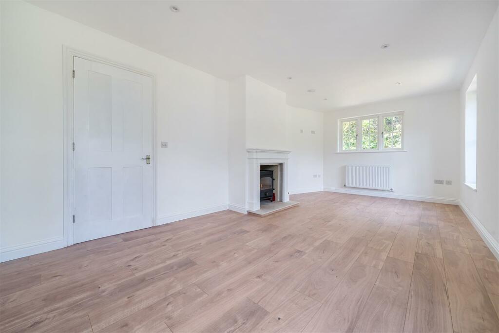 sitting room.jpg