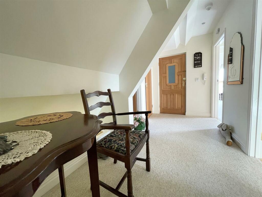 Hall.jpg
