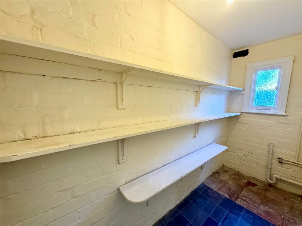 pantry.jpg