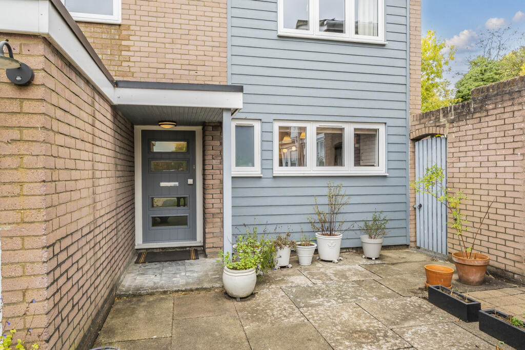 1363489-25-68ecf1...