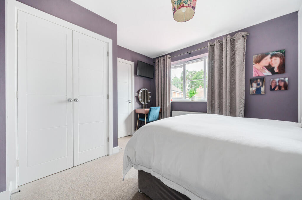 1303071-5-6839e24...