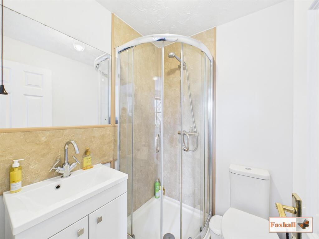 En-Suite (bedroom two)