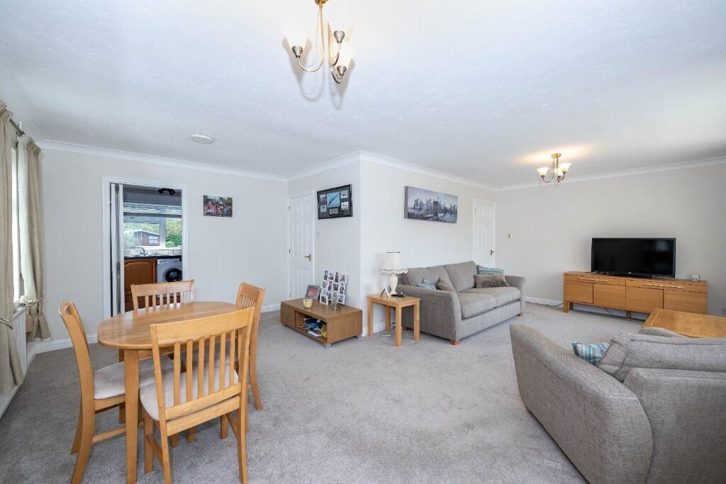 sitting dining room