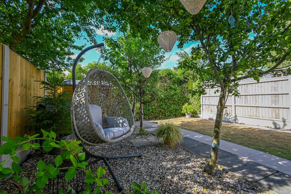 4 Cliff Gardens-26.jpg