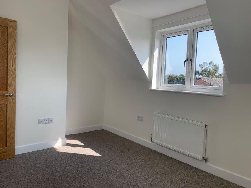 119992561_6609196414