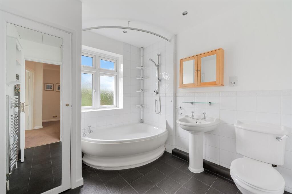 COLMAN CLOSE (22).jpg