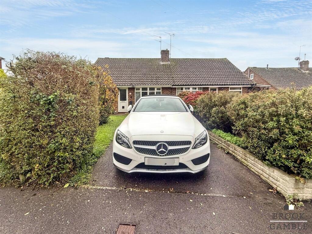 01323 438506