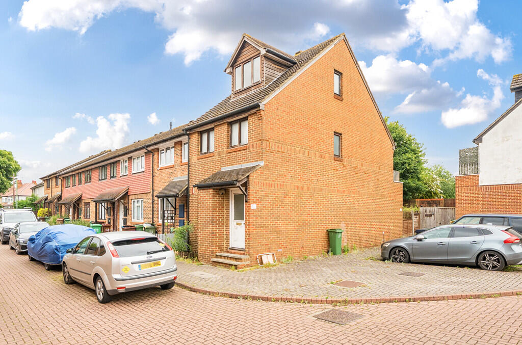 1305579-4-6841ab3...