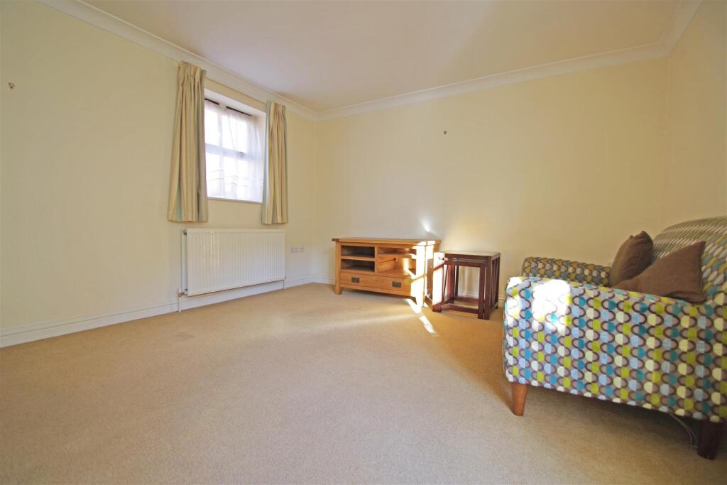 Wood Street, Wallingford