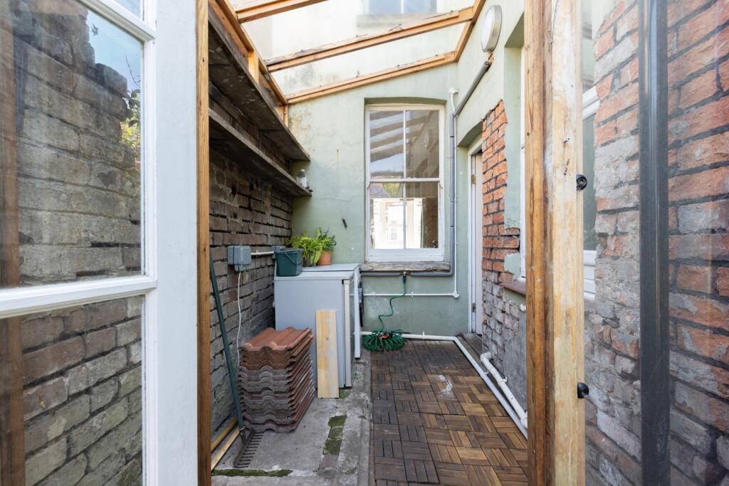 43 Anstey Street-18.jpg