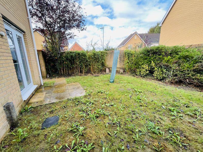 Enclosed garden
