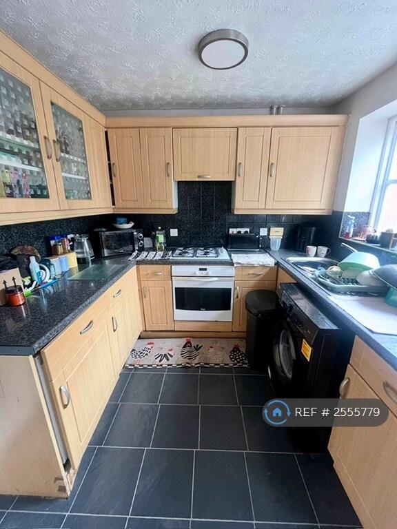 Kitchen = Prior To Move Out