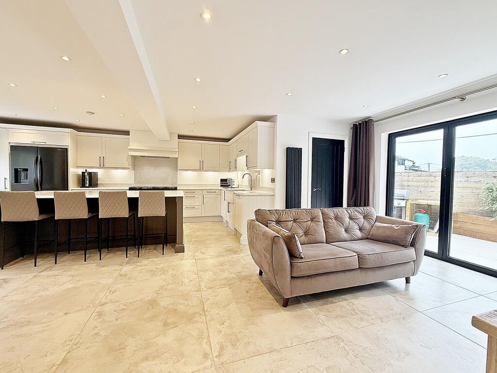 Kitchen/Diner/Family Room