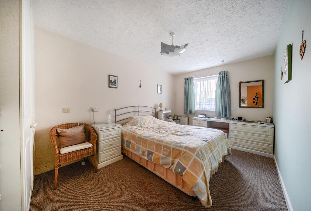 1350692-7-68c2922...