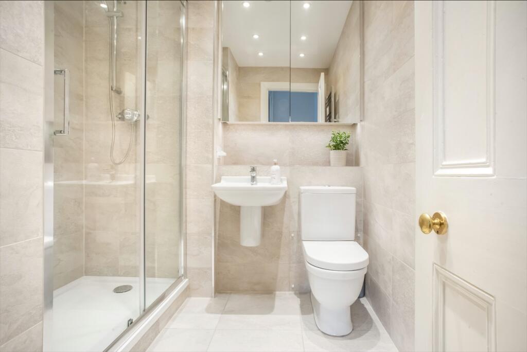 15.1 Grosvenor Crescent-04