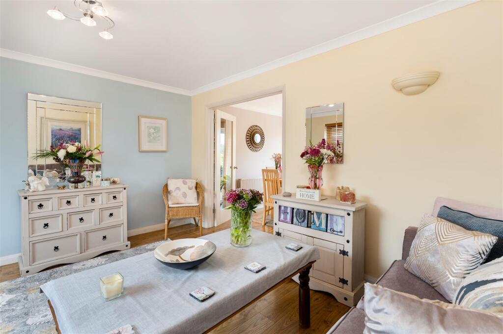 15 Ashlade, Middleton Cheney-5.jpg