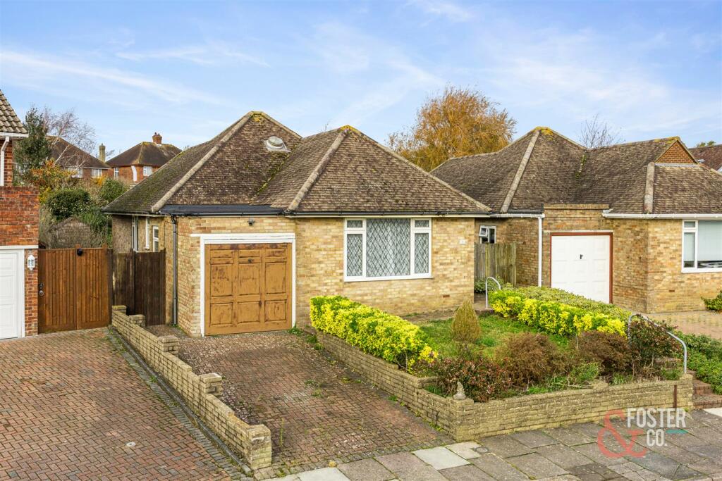 Sandringham Drive, 38_001.jpg