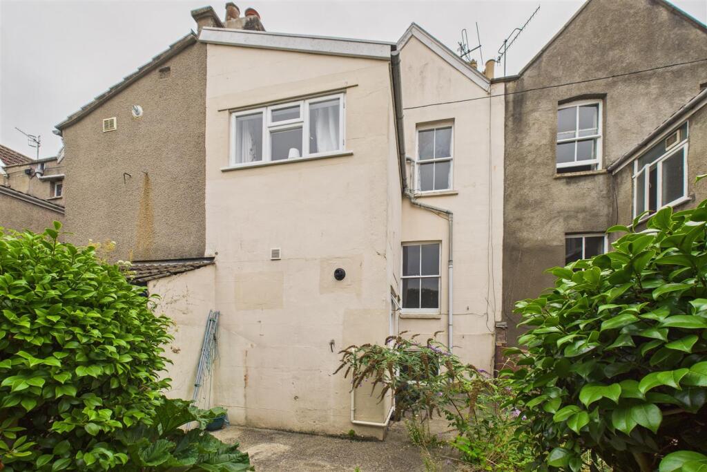 6 Osborne Villas, Kingsdown, Bristol BS2 8BP | Fre