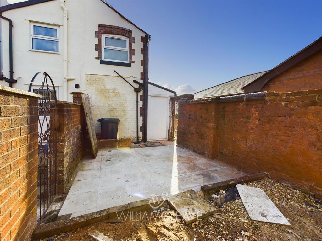 CAM01640G0-PR0009-ST